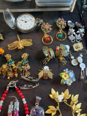 Sale Photo Thumbnail #35
