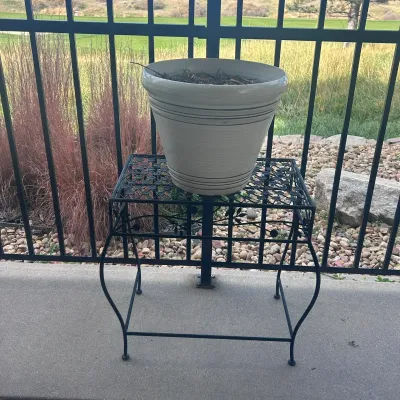 Sale Photo Thumbnail #80: G outdoor pots5