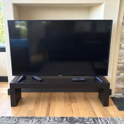 Sale Photo Thumbnail #43: E television