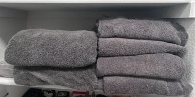 Sale Photo Thumbnail #103: Y towels and bedding