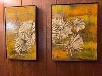 Sale Photo Thumbnail #146: There is a huge selection of Beautiful items in this Online sale.  You are bidding on all items in the photo unless stated otherwise.  Purchases are charged at the close of the auction. Shipping, when available, is only to addresses entered in estatesales