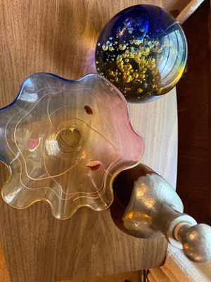 Sale Photo Thumbnail #194: There is a huge selection of Beautiful items in this Online sale.  You are bidding on all items in the photo unless stated otherwise.  Purchases are charged at the close of the auction. Shipping, when available, is only to addresses entered in estatesales