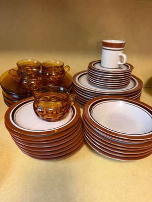 Sale Photo Thumbnail #207: There is a huge selection of Beautiful items in this Online sale.  You are bidding on all items in the photo unless stated otherwise.  Purchases are charged at the close of the auction. Shipping, when available, is only to addresses entered in estatesales