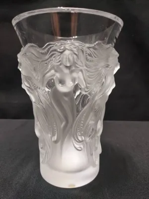 LALIQUE FANTASIA VASE