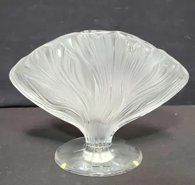 LALIQUE "ICHOR" CRYSTAL FAN VASE