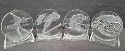 LALIQUE OLYMPICS MEDALLION CRYSTAL 