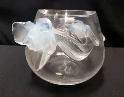 LALIQUE "ORCHIDE" CRYSTAL VASE