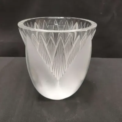 LALIQUE SIGNED LOTUS VASE