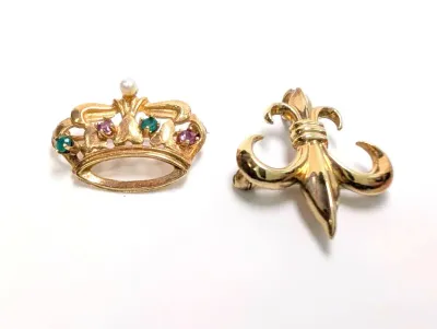 Mother's Crown Pin and 12K GF Fleur-de-lis Pin