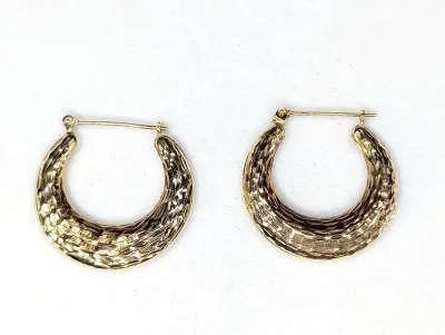 14K Gold Diamond Cut Hoop Earrings (Hollow)