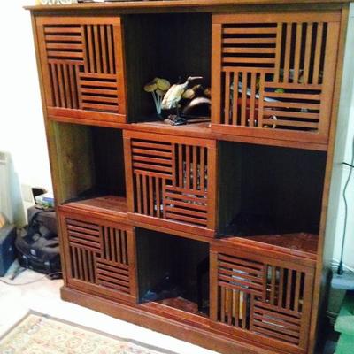Bookcase - sliding panels