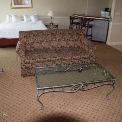 Suite 418