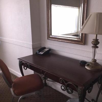 Contents Room 302