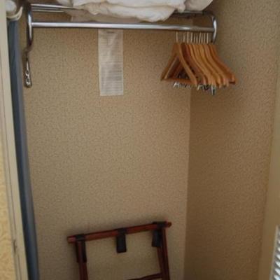Room 402