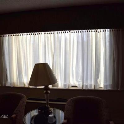 Room 523