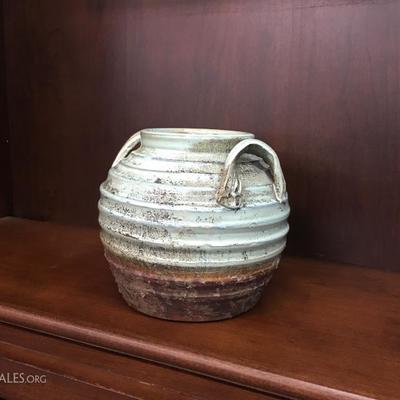 Pottery jar