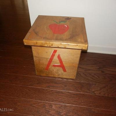 HANDMADE TOY CHEST & BLOCKS