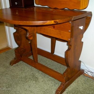 Antique Gate Leg Table