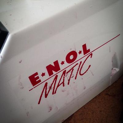 enigmatic vacuum wine bottle