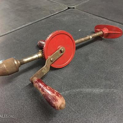 Hand drill