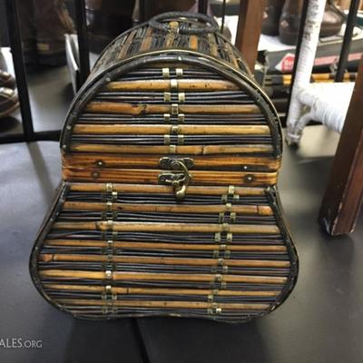 Wicker storage basket