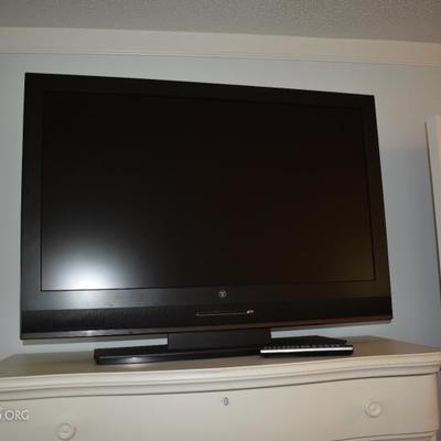 Westinghouse 42 " TV With DVD Player