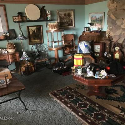 Estate sale photo