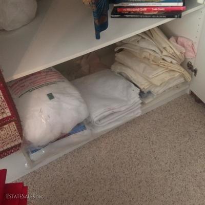  Batting  and necessary materials for making quilts and other crafts