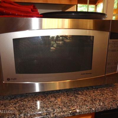 GE Profile Microwave