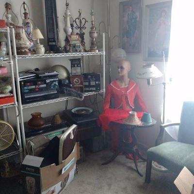 Estate sale photo