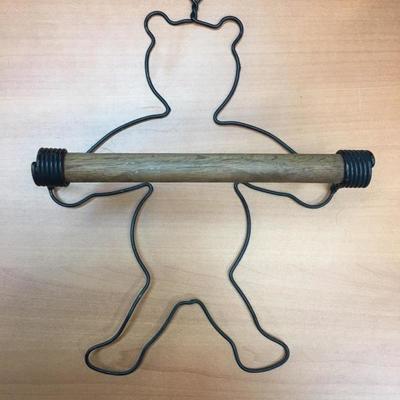 Towel holder