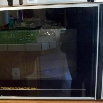 Micro wave/Convection Oven