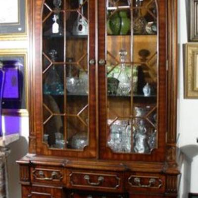 Mahogany Hutch