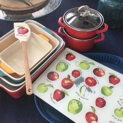 lots of great kitchenware