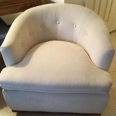 white barrel chair (2 of 2)