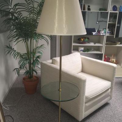 MCM brass tulip base lamp table