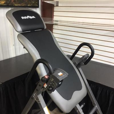 Innova inversion table