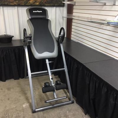 Innova inversion table