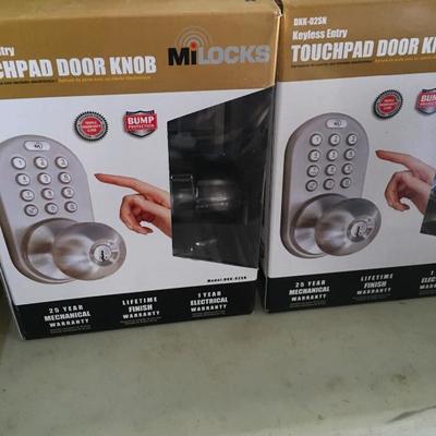 Keyless entry touchpad locks