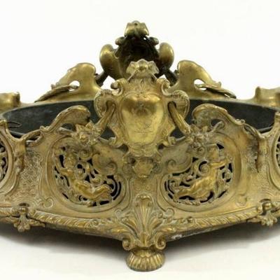 Lot 304: Bronze Victorian Centerpiece/Planter 