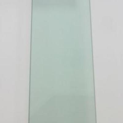 Lot 68: Contemporary Glass Clock 