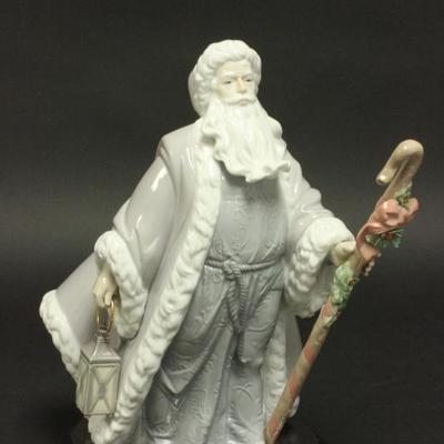 Lot 40: Lladro Santa Claus 