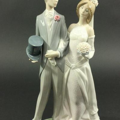 Lot 54: Lladro "Bride and Groom" #1404 