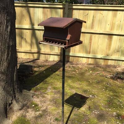 Bird House.