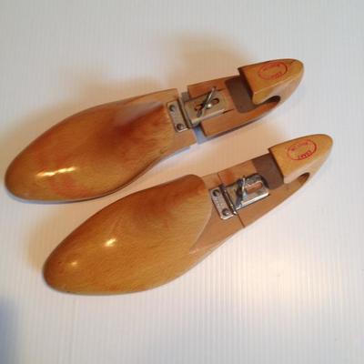 Esart shoe stretcher