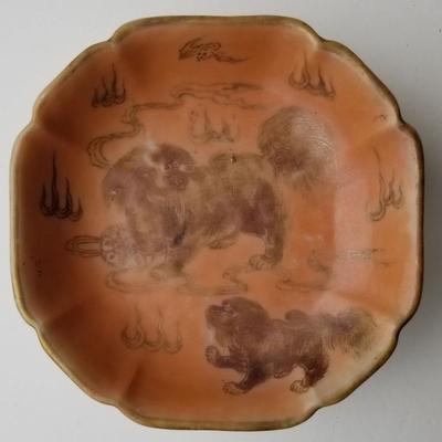 Famille Rose Base with Foo Interior