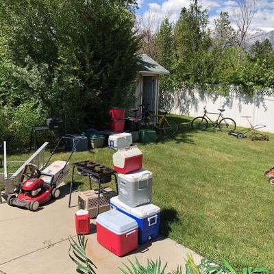 Estate sale photo