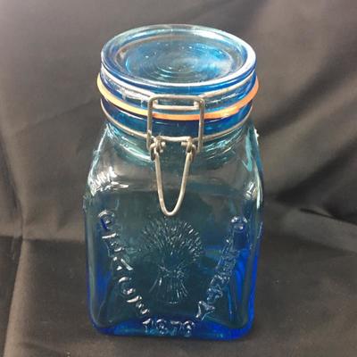 Canister