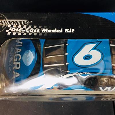 #6 Mark Martin Die Cast Model Kit 