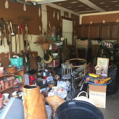 Estate sale photo